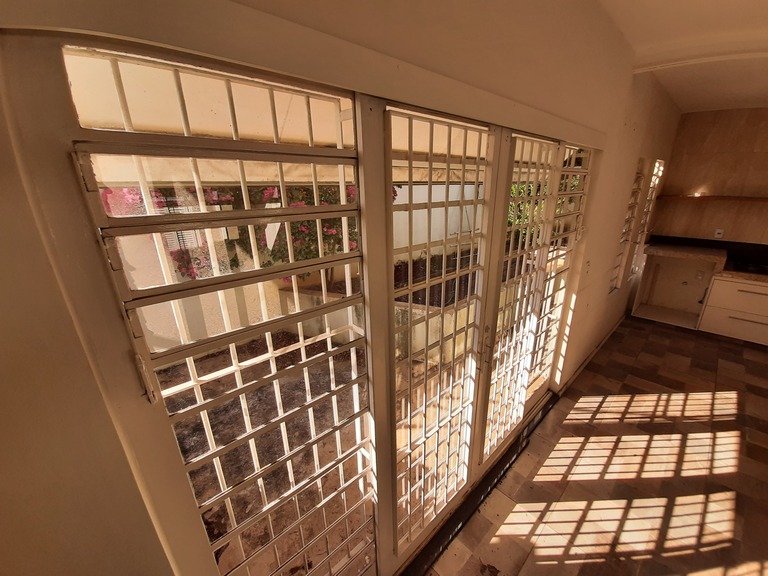Casa Comercial - Rua Roberto Gomes Pedrosa, 359 - Terra Imóveis - Imobiliária em Campinas - 22