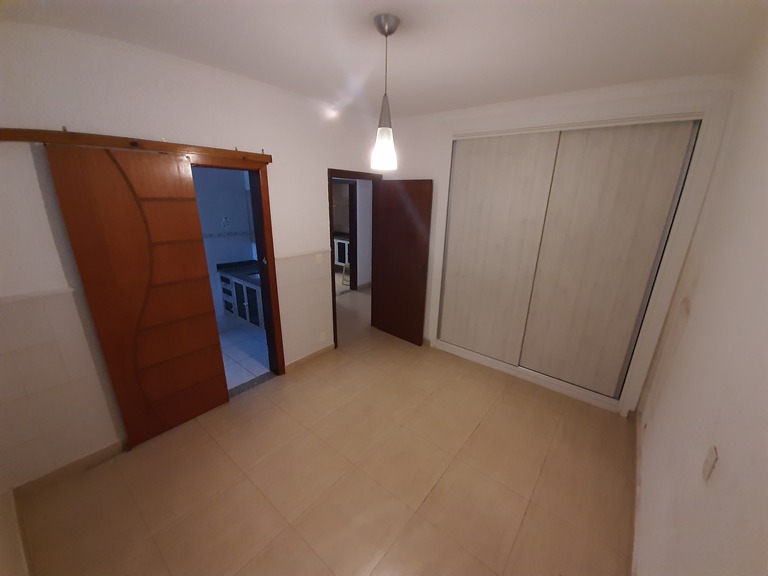 Casa Comercial - Rua Roberto Gomes Pedrosa, 359 - Terra Imóveis - Imobiliária em Campinas - 4