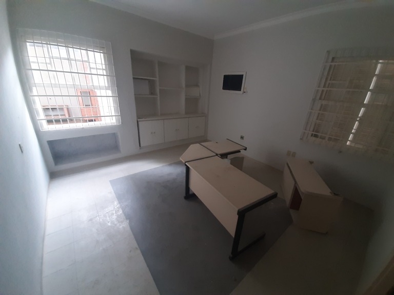 Casa Comercial - Rua Joaquim Novaes, 220 - Terra Imóveis - Imobiliária em Campinas - 16