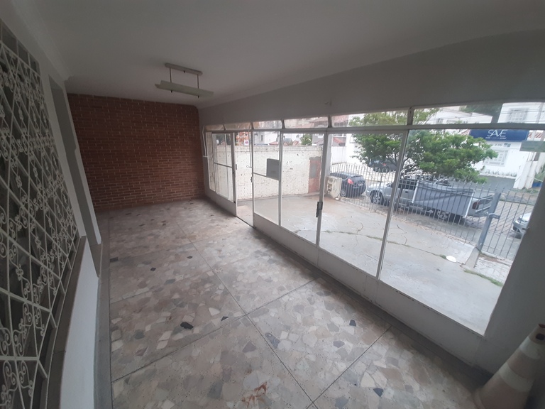 Casa Comercial - Rua Joaquim Novaes, 220 - Terra Imóveis - Imobiliária em Campinas - 4