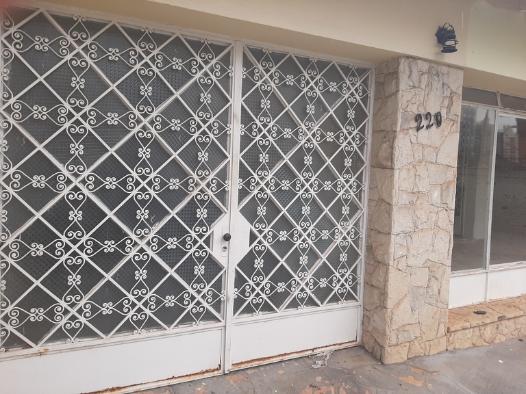 Casa Comercial - Rua Joaquim Novaes, 220 - Terra Imóveis - Imobiliária em Campinas - 1