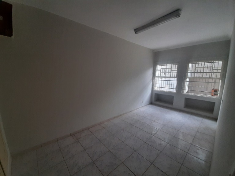 Casa Comercial - Rua Joaquim Novaes, 220 - Terra Imóveis - Imobiliária em Campinas - 18