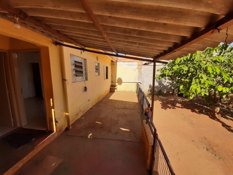 Casa Comercial - Rua Elton Cesar, 454Terra Imóveis - Imobiliária em Campinas