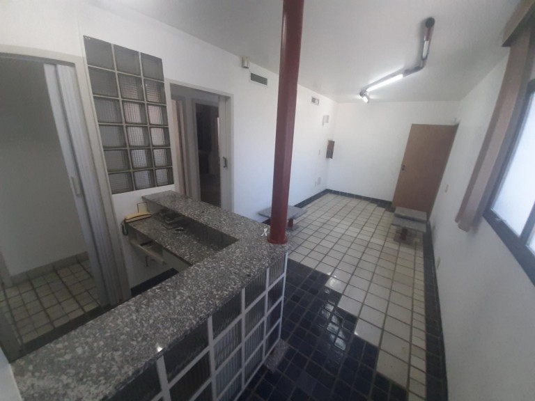 Sala Comercial - Rua Barão Geraldo de Rezende, 282Terra Imóveis - Imobiliária em Campinas