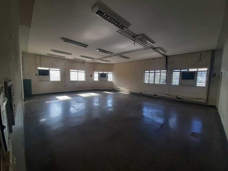 Prédio - Av. Brasil, 275 edifício B - Terra Imóveis - Imobiliária em Campinas - 31