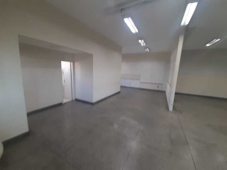 Prédio - Av. Brasil, 275 edifício B - Terra Imóveis - Imobiliária em Campinas - 6