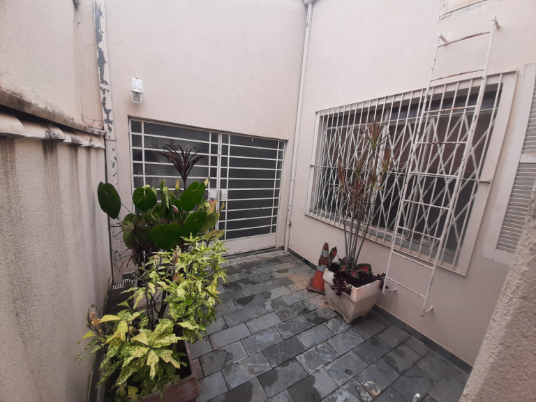 Casa Comercial - Rua Dr. Jose Pinto de Moura, 51 - Terra Imóveis - Imobiliária em Campinas - 16
