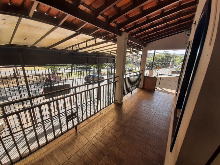 Casa Comercial- Avenida Ayrton Senna, 404 - Terra Imóveis - Imobiliária em Campinas - 5