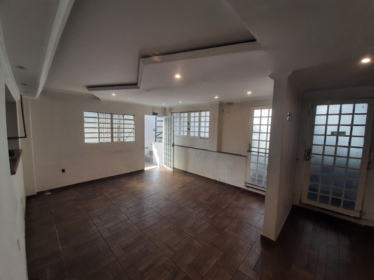Casa Comercial- Avenida Ayrton Senna, 404 - Terra Imóveis - Imobiliária em Campinas - 1